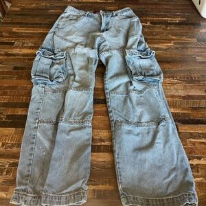 Signature8 Men's Light Blue Cargo Jeans